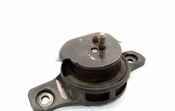 Subaru Forester SH Engine mount bracket
