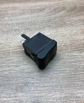 Volkswagen Polo III 6N 6N2 6NF Windscreen/window heater switch 6N1959621