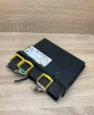 Ford Focus Comfort/convenience module 1S7T15K600FC 5WK48730D T83SA