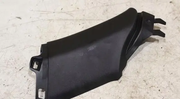Volvo V40 (C) pillar trim 31305358