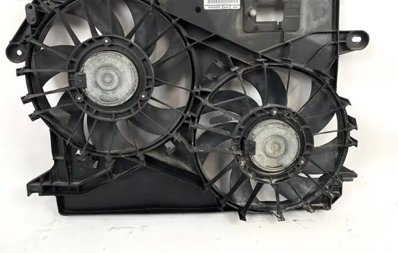 Dodge Challenger Electric radiator cooling fan 68236868AB