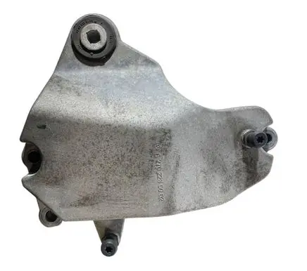 Infiniti QX30 Engine mounting bracket A2702230002 2702230002