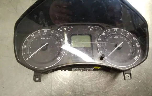 Skoda Octavia Mk2 (1Z) Speedometer (instrument cluster) A2C53032532 1Z0920910