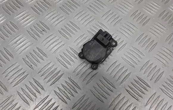 Ford Focus Central body control module 3M5H-19E616-AB