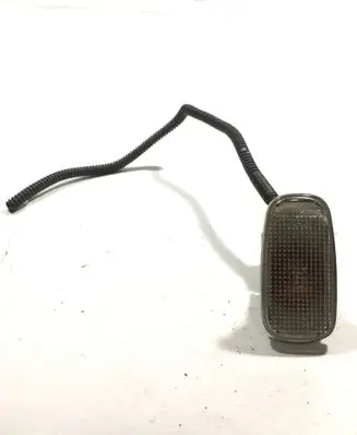 Toyota Land Cruiser (J120) Front fender indicator light E130294