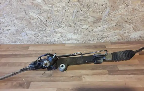 Nissan Almera Tino Steering rack