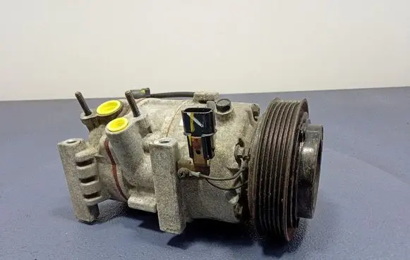 Hyundai ix35 Air conditioning (A/C) compressor (pump) F500BXDAA02