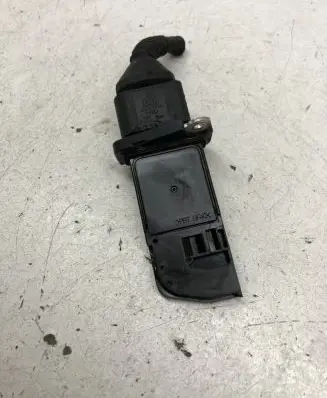 Audi A8 S8 D3 4E Mass air flow meter 059906461K