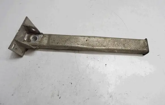 Front bumper foam support bar