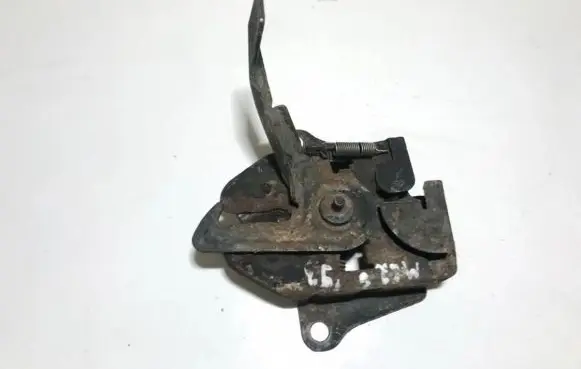 Mazda 626 Engine bonnet/hood lock/catch