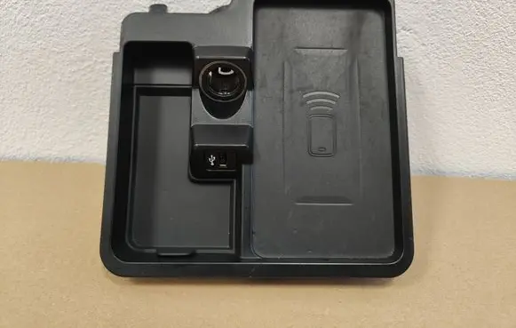 BMW Z4 g29 Glove box central console 6809004
