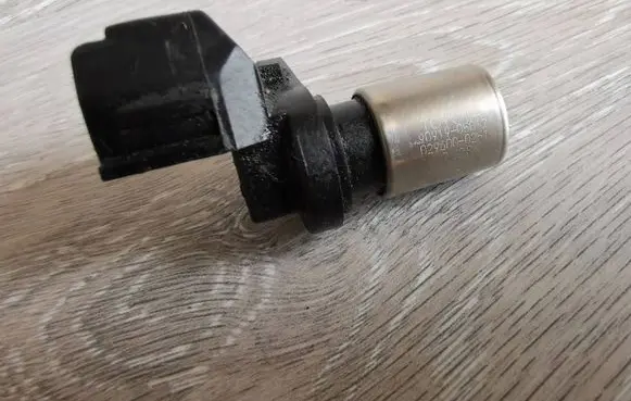 Toyota Avensis T250 Crankshaft position sensor 9091905012