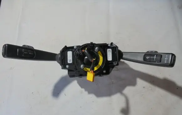 Volvo XC60 Headlight wiper switch 31334644 31334647