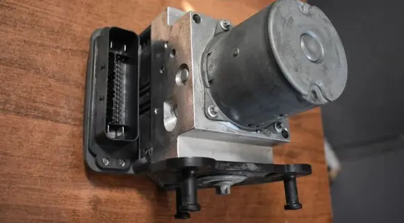 Mercedes-Benz G W461 W463 1st Gen ABS control unit/module 