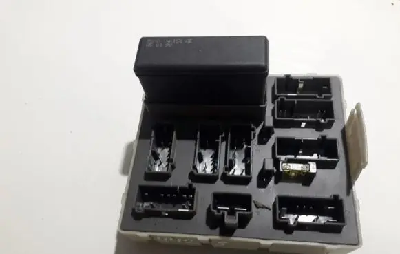 Ford Focus Fuse box set 98AG14A073AG 98AG14K150AE