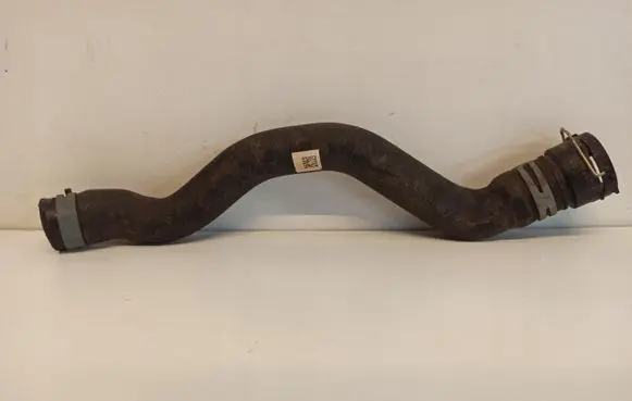 Audi A5 Engine coolant pipe/hose 8W0122101K