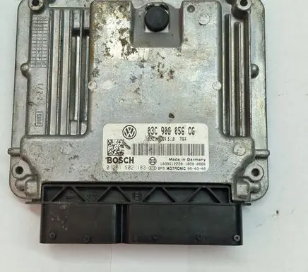 Volkswagen Golf V Engine control unit/module 03C906056CG 0261S02183 MED9510