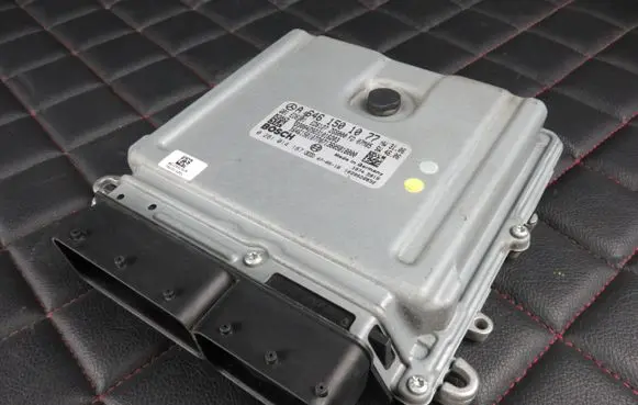 Mercedes-Benz Vito Viano W639 Engine control unit/module A6461501077 1039S20832 0281014187