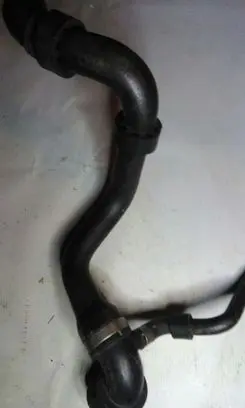 Volkswagen Touareg I Engine coolant pipe/hose 7L6122291