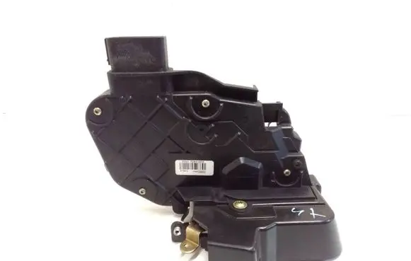 Ford Focus C-MAX Rear door lock 3M5AR26413EM