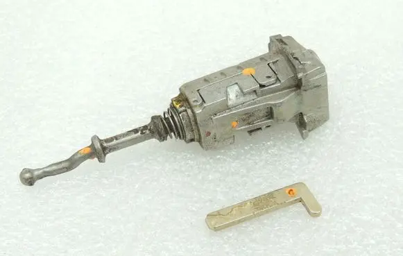 Renault Espace V (RFC) Front door lock (next to the handle) 806011908R