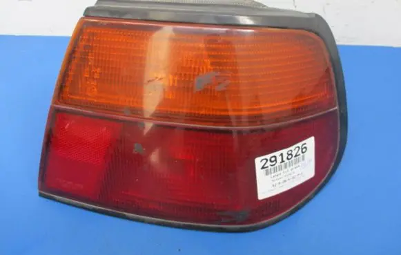 Nissan Almera Rear/tail lights