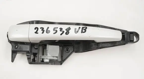 Peugeot 208 I Rear door exterior handle 9672961180