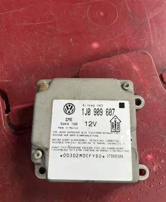 Airbag control unit/module