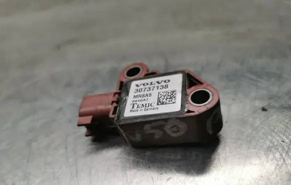 Volvo V50 Airbag deployment crash/impact sensor 30737138