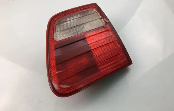 Mercedes-Benz E W210 Tailgate rear/tail lights A2108202464