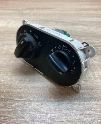 Ford Mondeo MK IV Light switch 93BB13K196AE