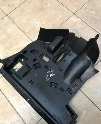 Mercedes-Benz E W212 Dashboard lower bottom trim panel A21268001089