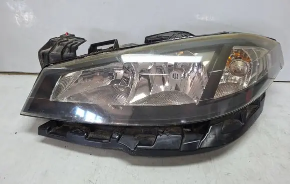 Renault Laguna II Headlight/headlamp S27647848 8200481196
