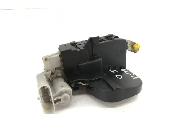 Alfa Romeo 147 Rear door lock B792