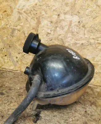 Toyota Corolla Verso E121 Coolant expansion tank/reservoir GF20