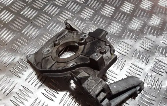 Peugeot 308 Fuel pump bracket 9654959880