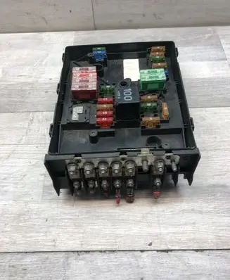Audi A3 S3 A3 Sportback 8P Fuse module 1K0937125A 017183071