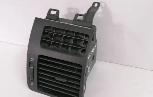 Volkswagen Touran I Dash center air vent grill 1T0819704A