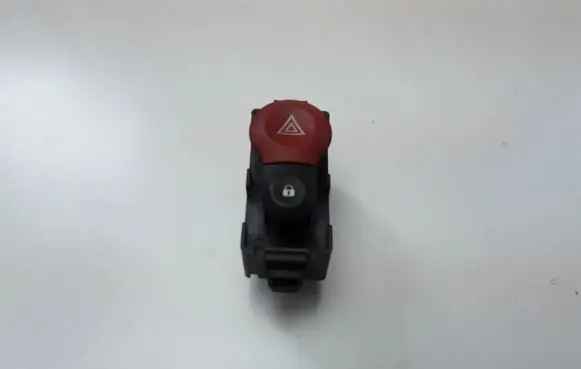 Renault Kangoo II Hazard light switch E3160101