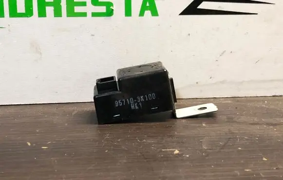 KIA Sportage Parking PDC sensor speaker 957103K100