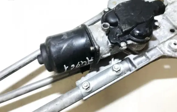 Nissan X-Trail T30 Wiper motor