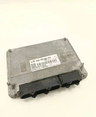 Skoda Fabia Mk2 (5J) Engine control unit/module 03D906023 5WP4041404 PQL0SM0S91