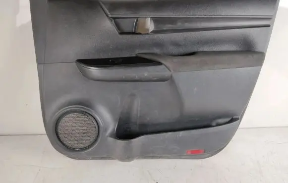 Toyota Hilux (AN120, AN130) Front door card panel trim 676100KC90