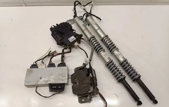 BMW 5 F10 F11 Tailgate hydraulic set 925134 912935 7266665