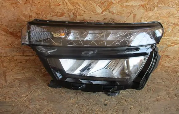 Skoda Kamiq Headlight/headlamp 658941015
