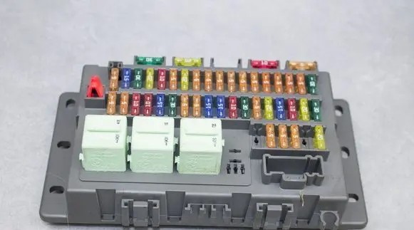 Mini One - Cooper Cabrio R52 Fuse module 6906600