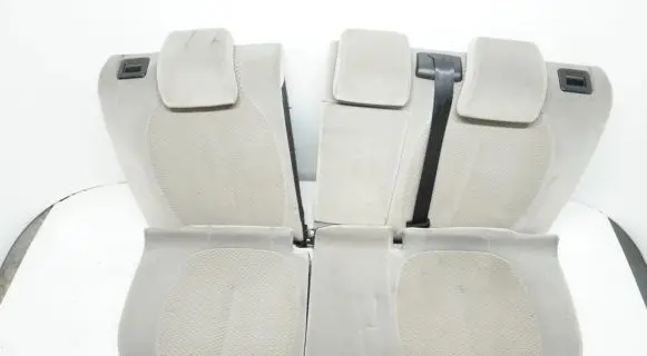 Citroen C4 I Second row seats 