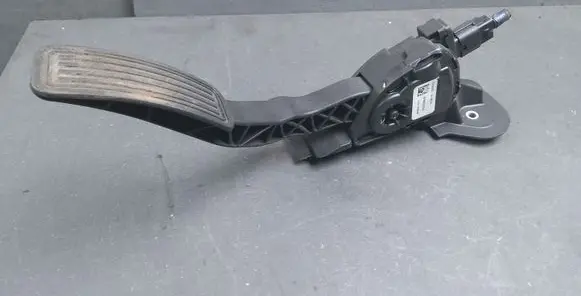 Mazda 6 Accelerator throttle pedal GS8S41600 6PV93337001