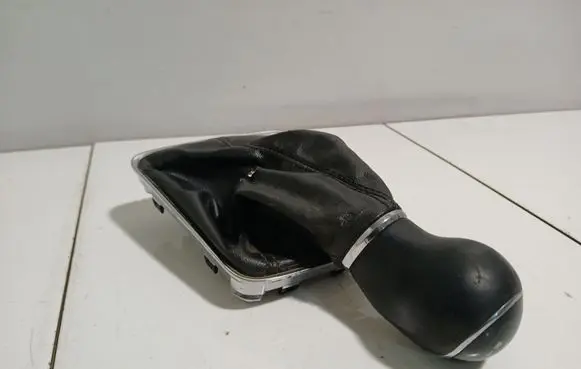 Seat Toledo IV (NH) Gear shifter surround trim plastic 5JC711456