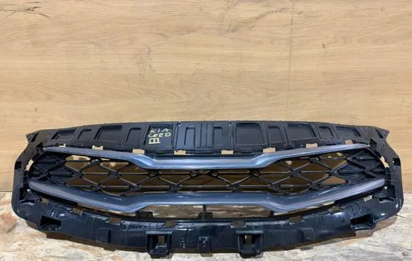 KIA Ceed Front bumper upper radiator grill 86351J70A0 86350D7030 86350D70A0